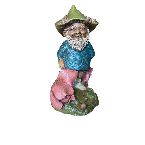 Retired Tom Clark Gnome “Hans” With Flowers 1982 #10 Signed - Picture 1 of 5